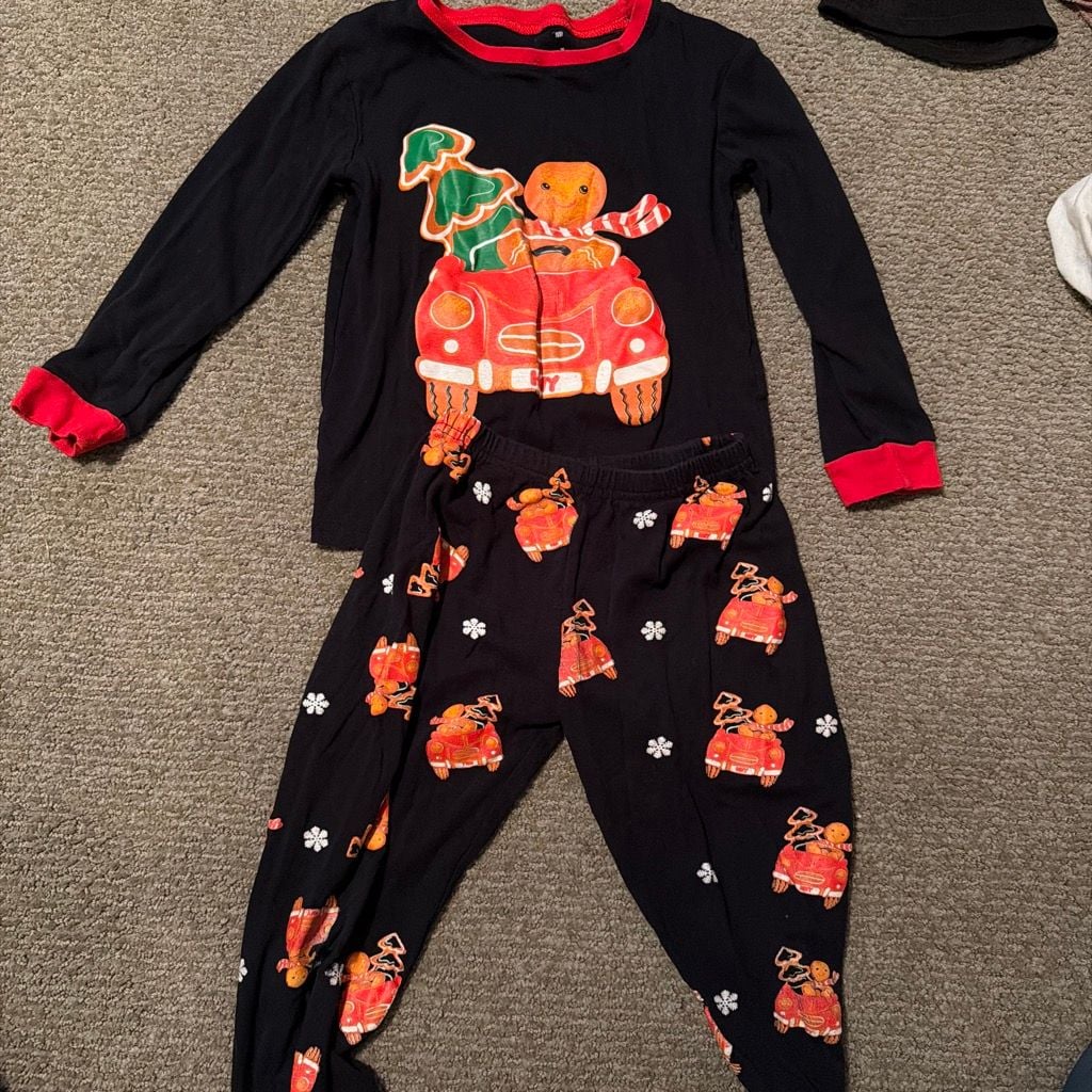 Gingerbread Man and Christmas Tree Car Print Pajama Set 1