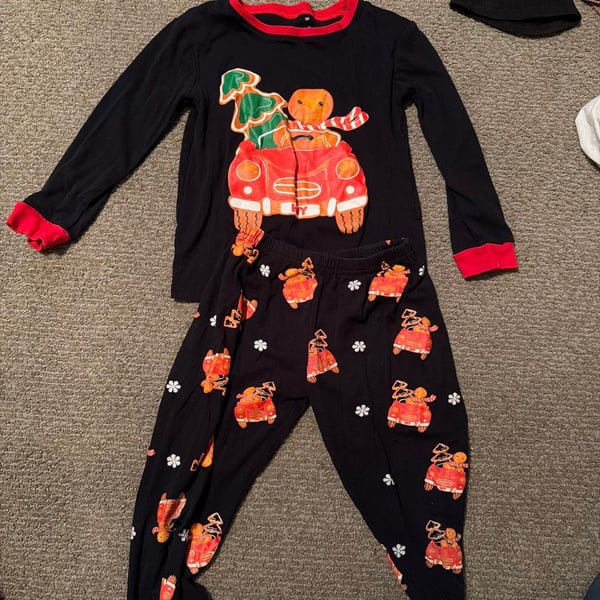 Gingerbread Man and Christmas Tree Car Print Pajama Set