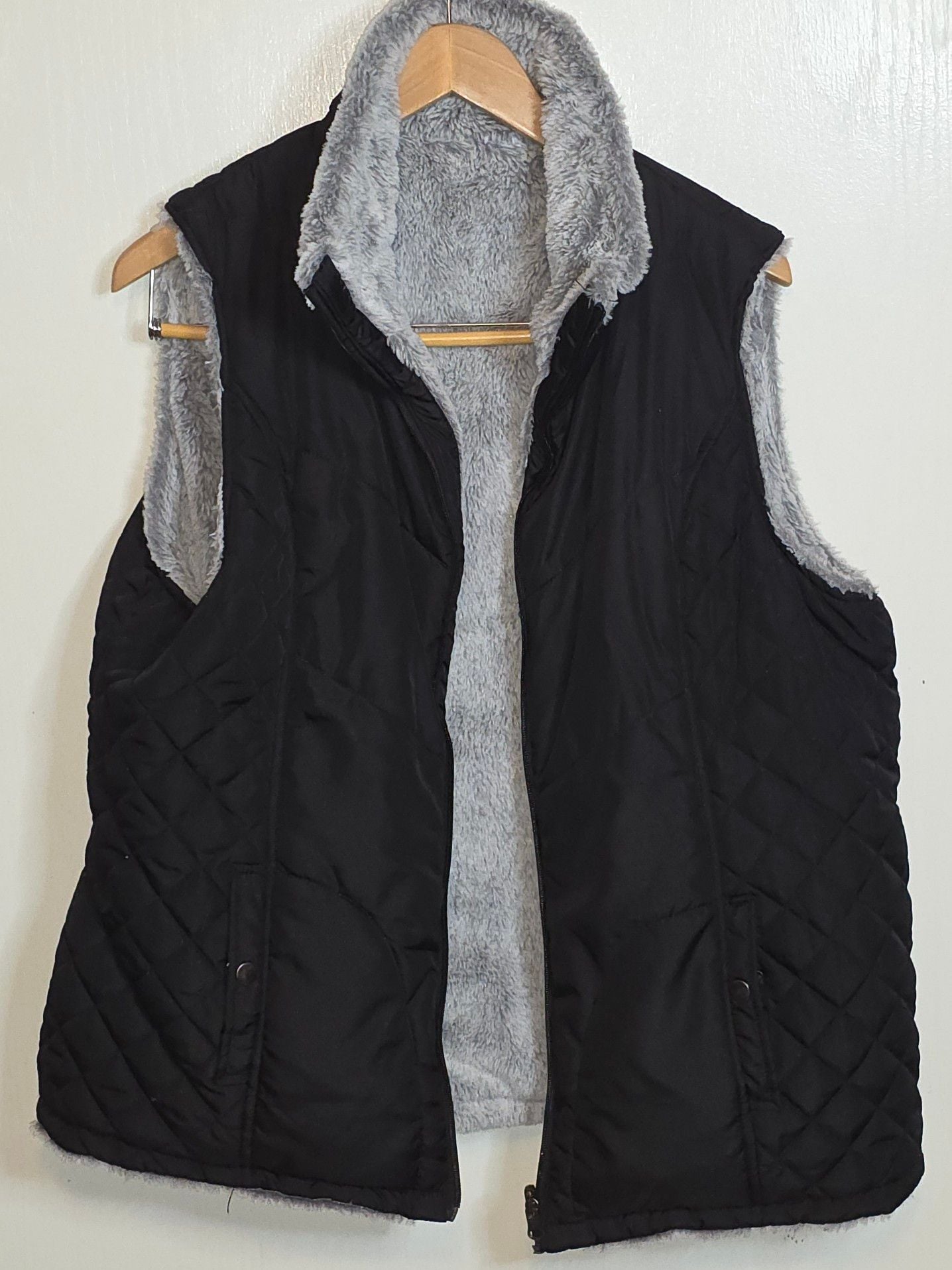 Chebella Quilted Reversible Faux Fur Vest 2
