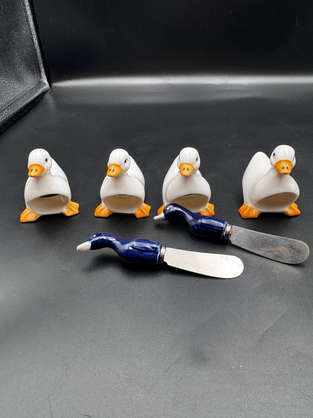 Vintage Shafford Ceramic Duck Napkin Rings and Spreader Set 1