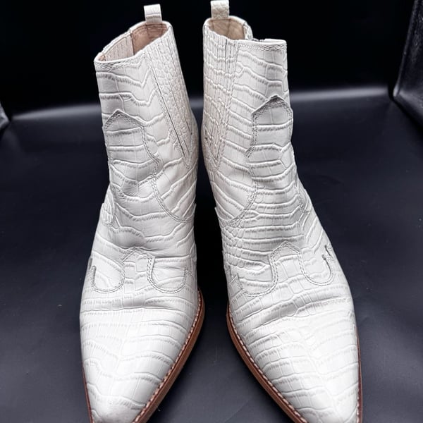 Sam Edelman Winona Western Croc-Embossed Ankle Bootie in Modern Ivory