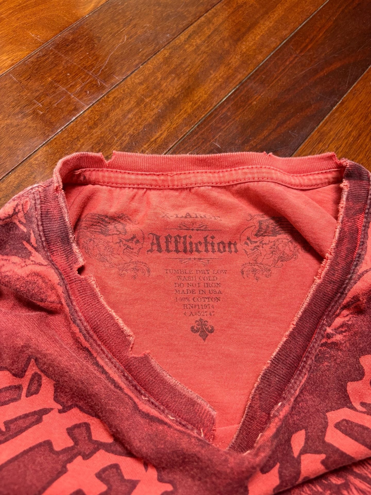 Affliction Red Lava Wash Skull & Roses Graphic T-Shirt Men’s XL Y2K Biker Grunge 3