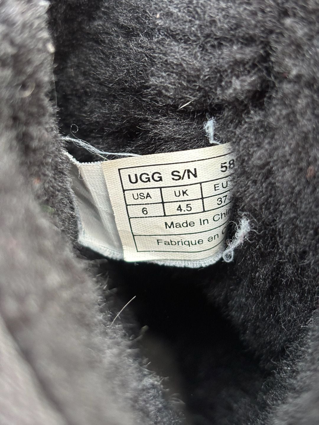 UGG Classic Short II Boots in Black Suede Women’s size 6 10