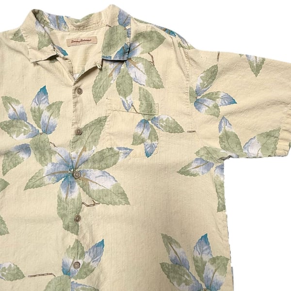 Vtg Tommy Bahama Shirt Mens XL 100% Silk Hawaiian Camp Cream Tropical Leaf Y2K