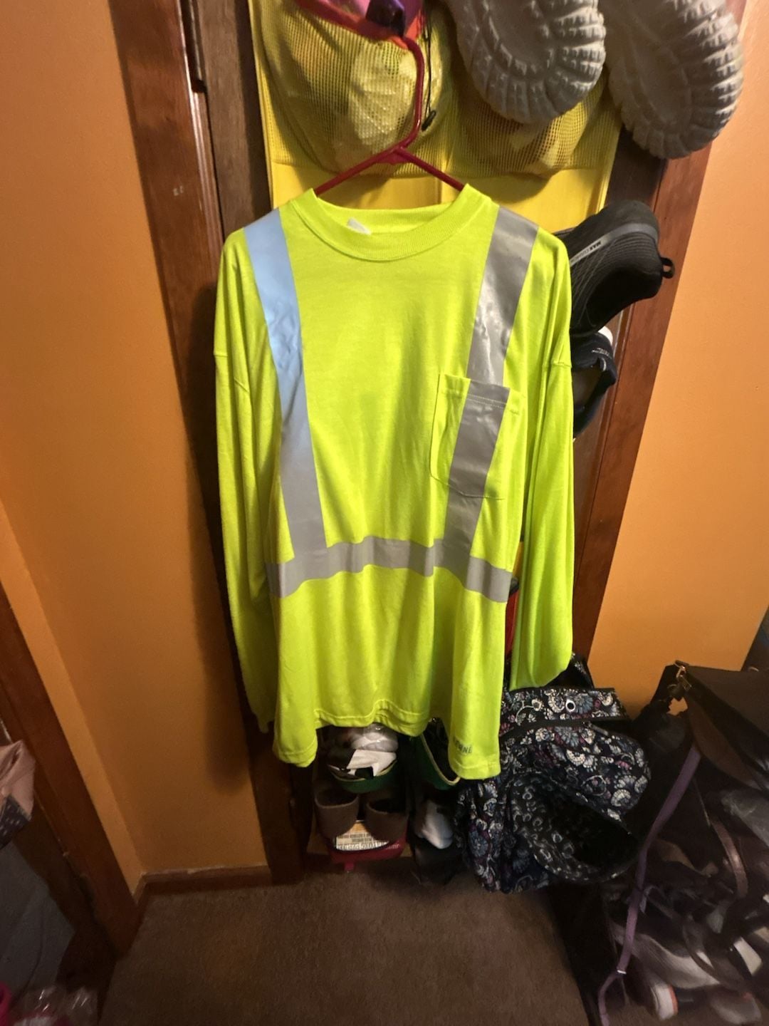 Berne Men's Hi-Vis Class 2 Long Sleeve Safety T-Shirt with Pocket 1