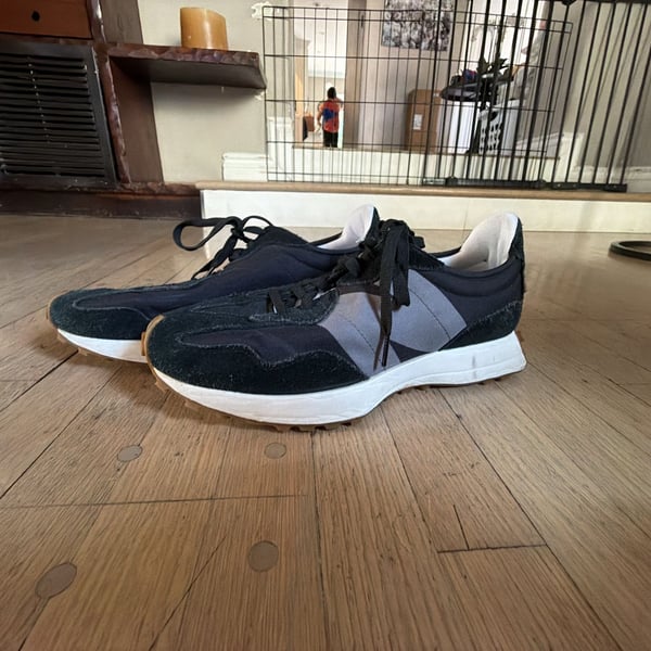 New Balance 327 Black Castlerock Sneakers MS327STC