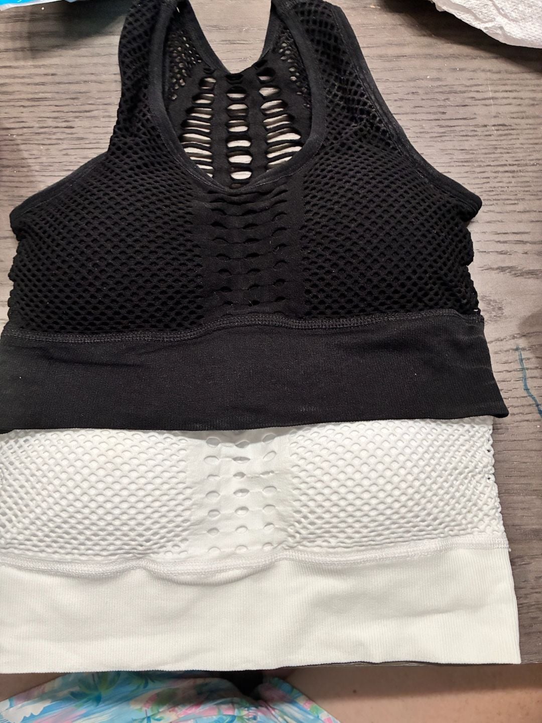 Char Ming & Dream Women's Seamless Mesh Racerback Padded Sports Bra, 2-Piece Set size Medium 1
