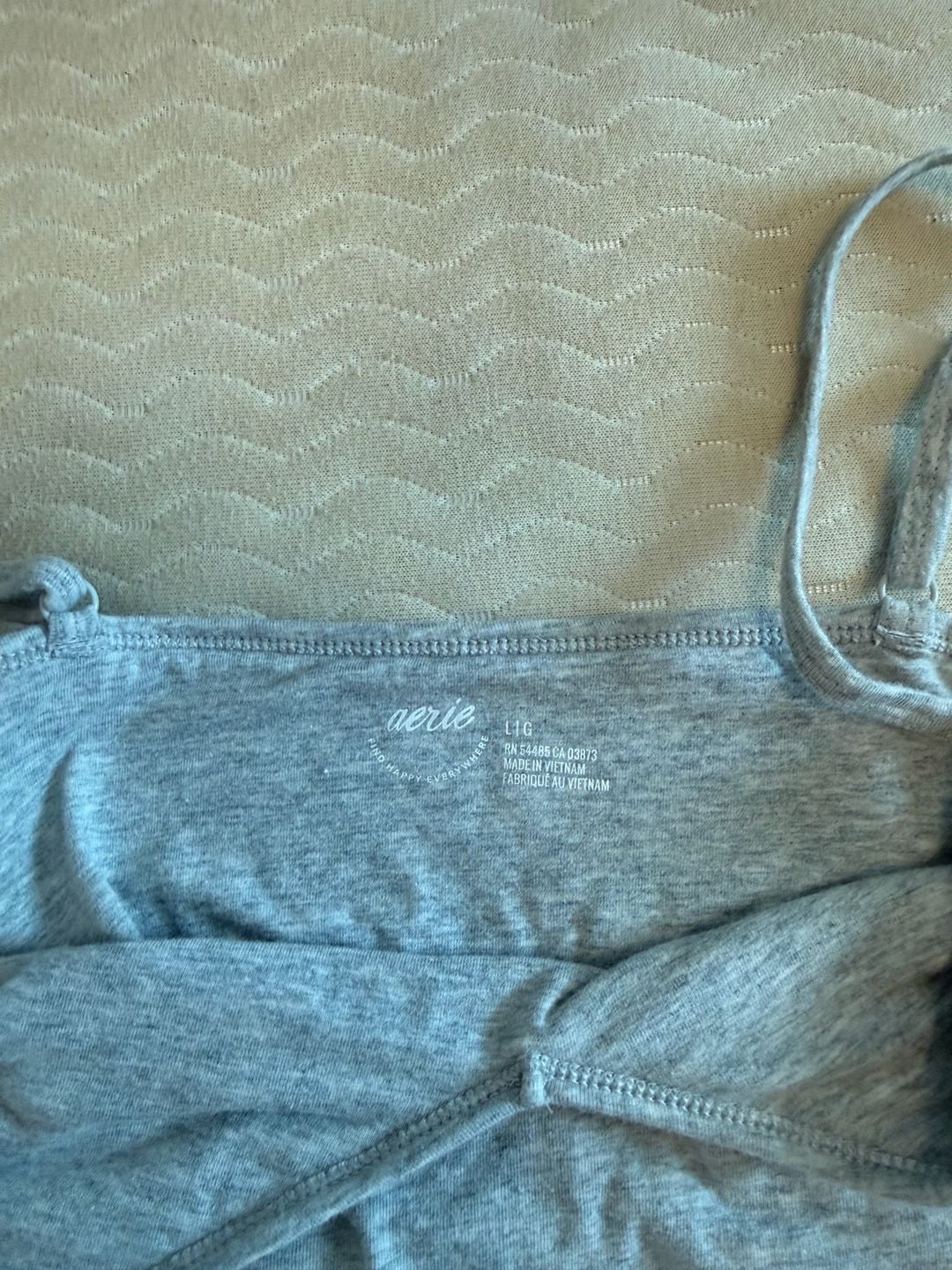 Aerie Women's V-Neck Adjustable Strap Heather Grey Camisole Tank Top 3