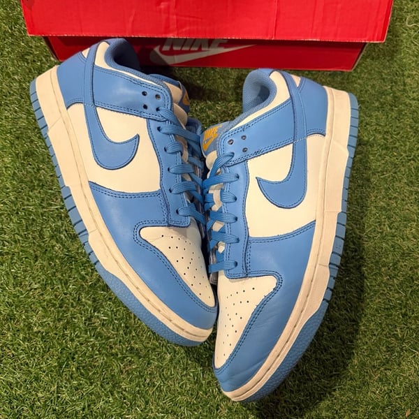 Nike Dunk Low WMNS Coast (Sail/Coast-University Gold) Size 9 (10.5W)