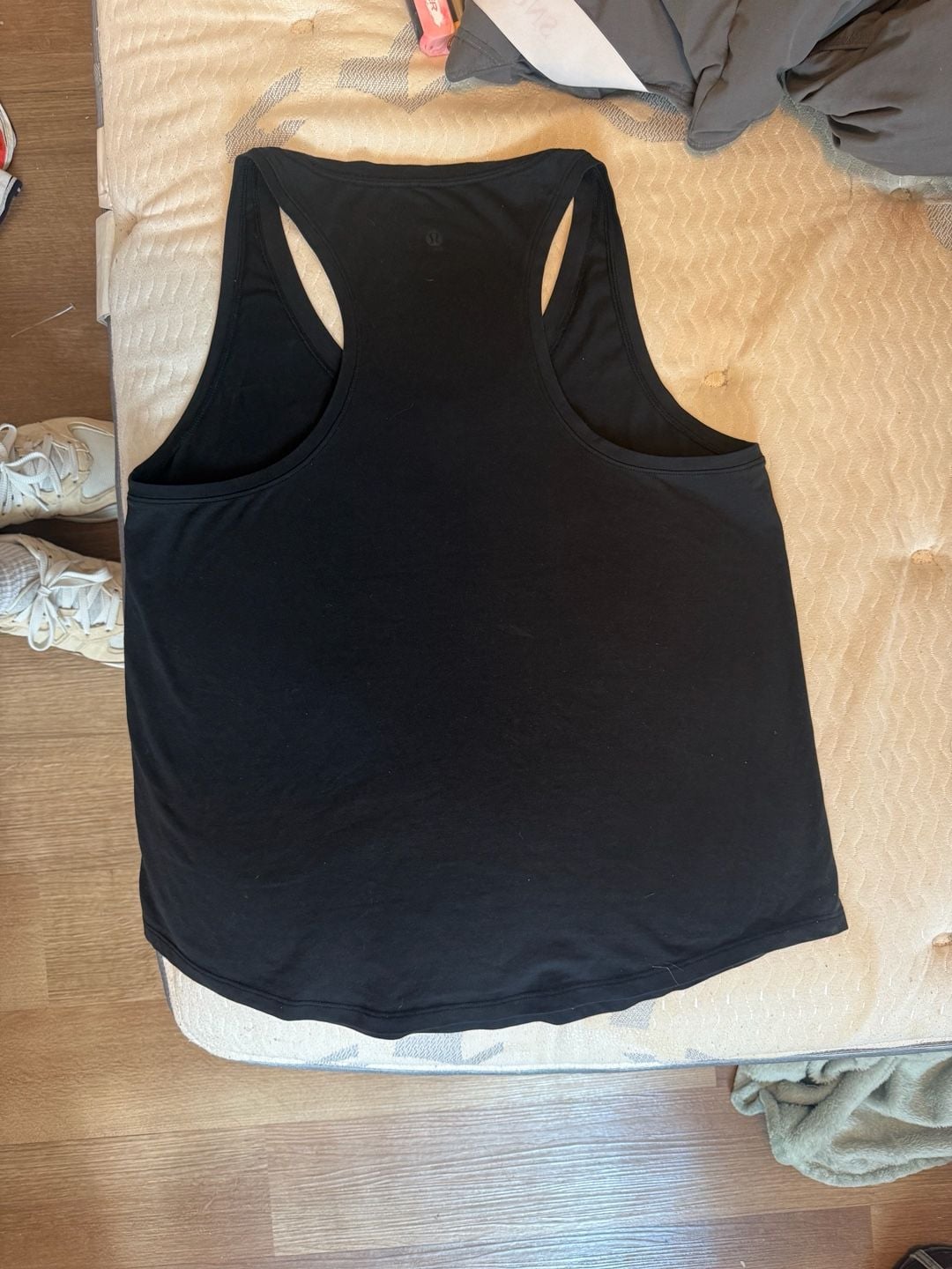 Lululemon Women's Black Racerback Athletic Tank Top 2