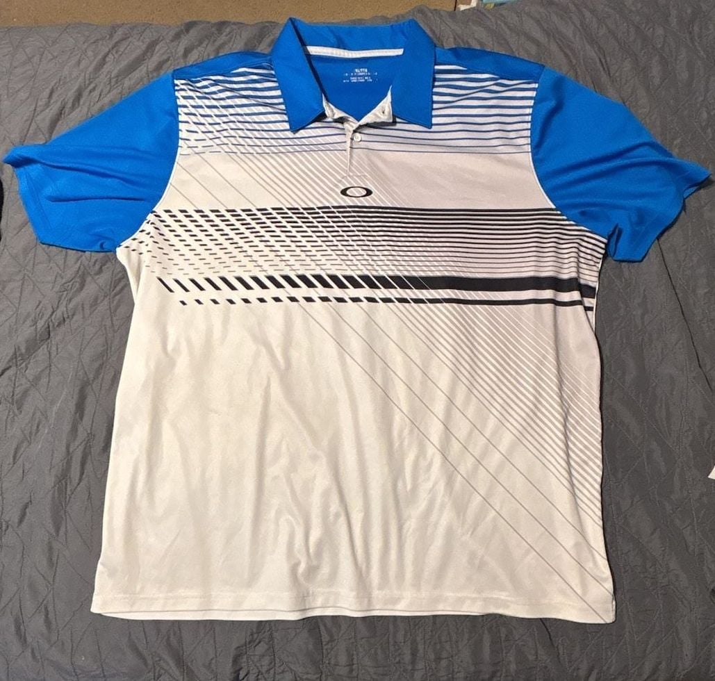 Oakley Men's Short Sleeve Performance Golf Polo Shirt Blue and White 2