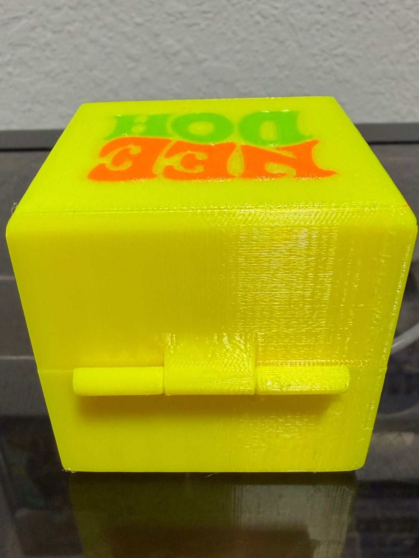 3D Printed NeeDoh Storage Display Case for Nice Cube 4