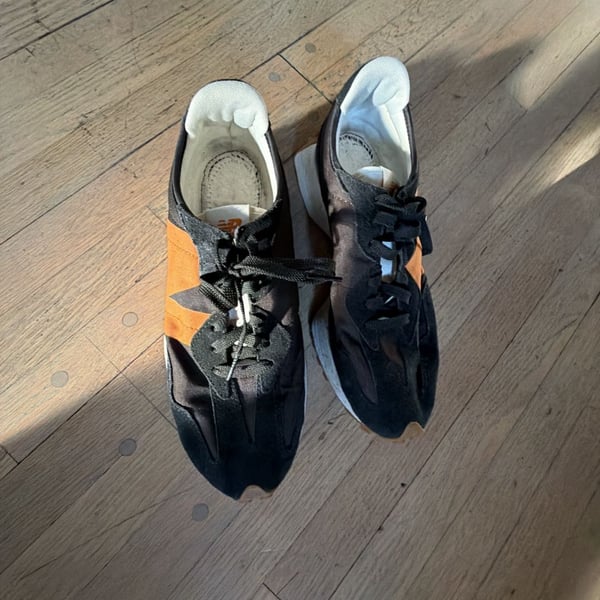 New Balance 327 Black and Orange Sneakers (MS327HN1)