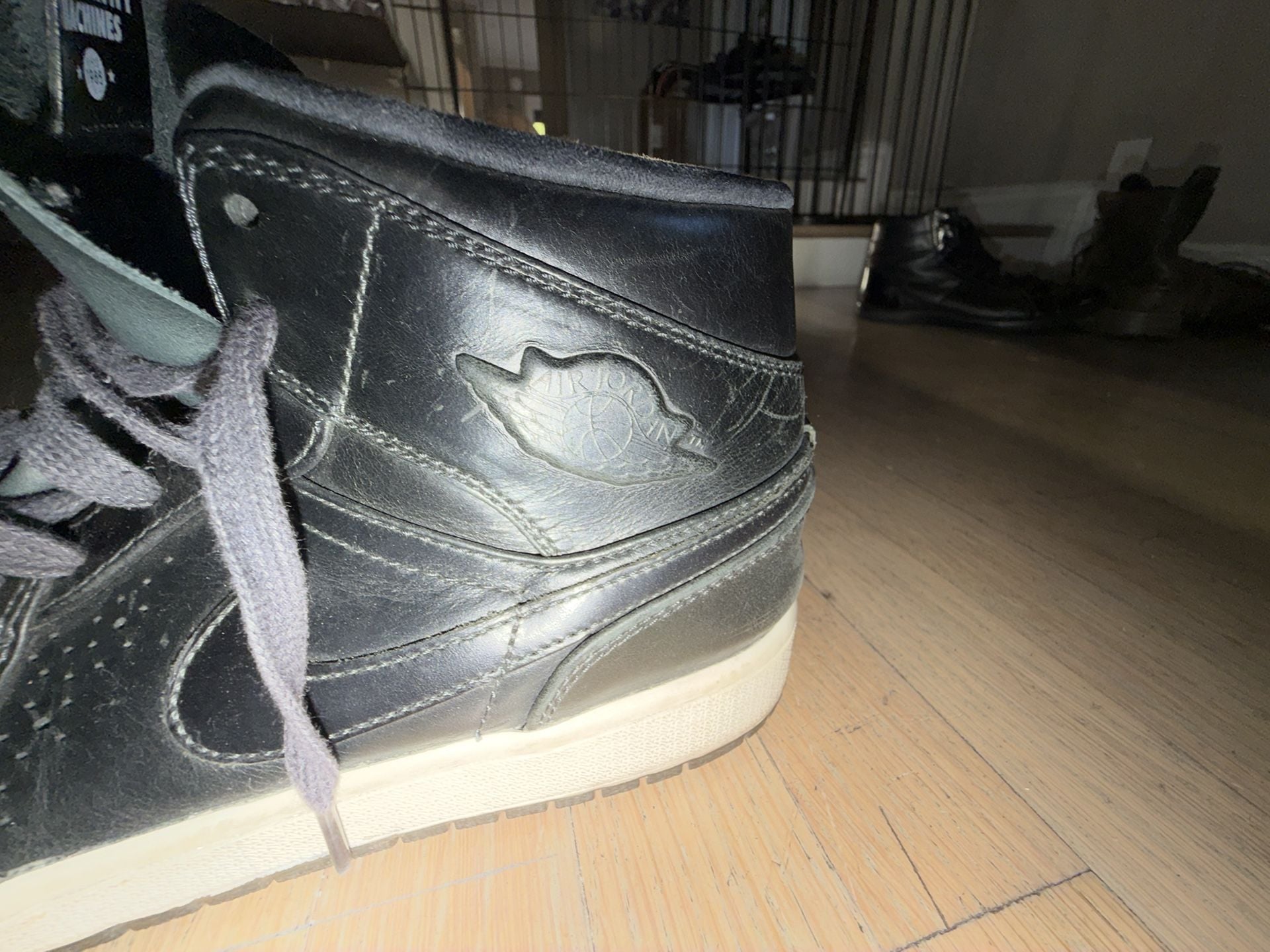 Air Jordan 1 Mid Nouveau 'Anti-Gravity Machines' Black Leather Sneakers 11