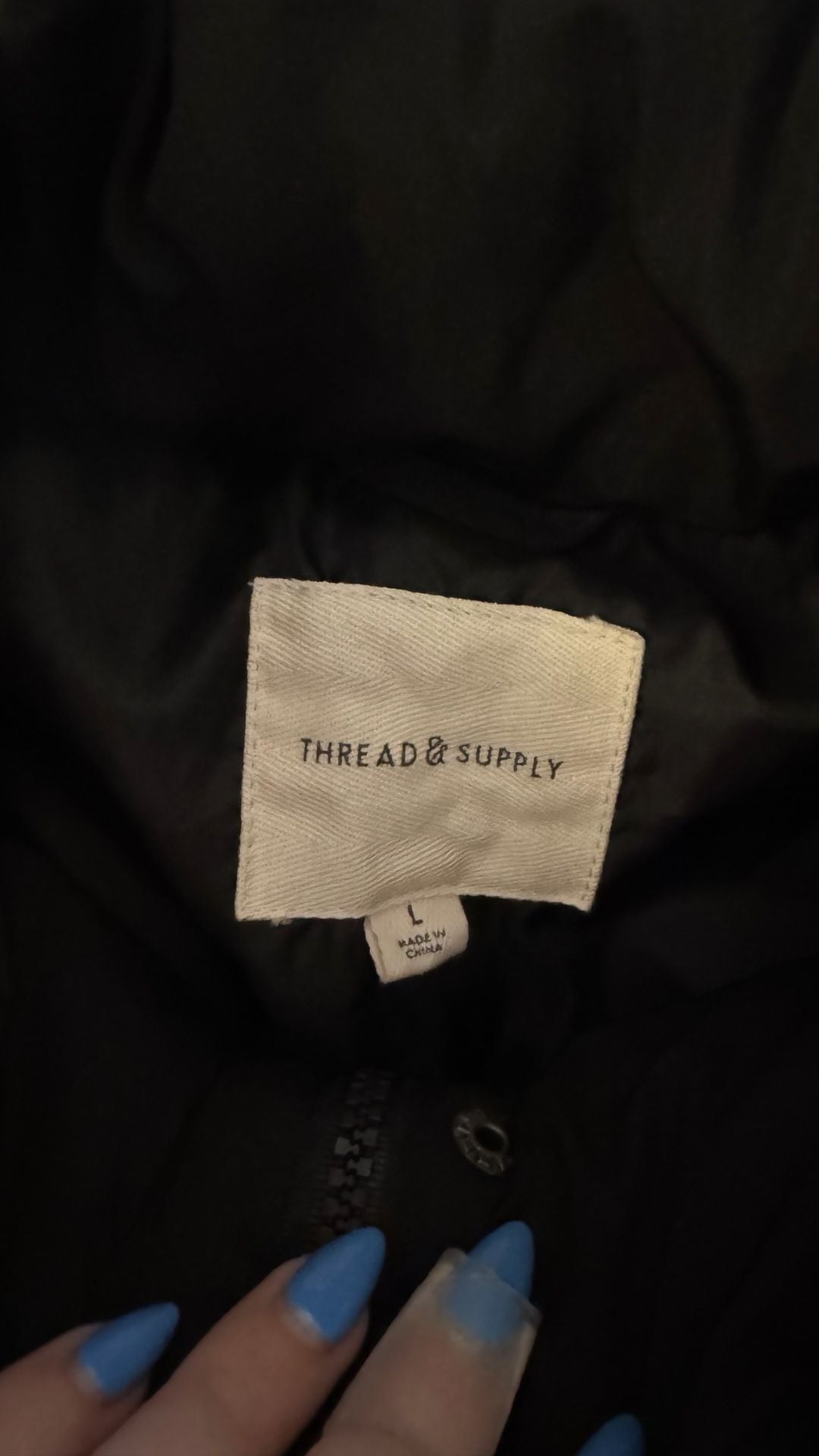 Thread & Supply Women's Cropped Puffer Vest with Snap Pockets and Drawstring Hem 5
