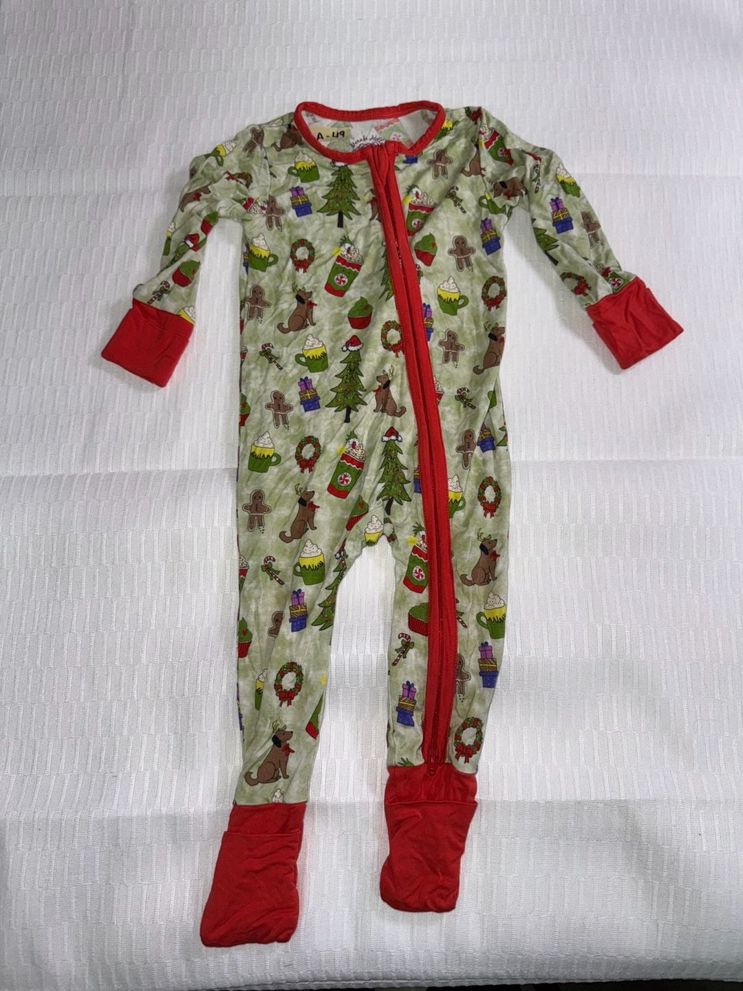 Meraki Hollow Christmas Print Bamboo Baby Zipper Romper 2