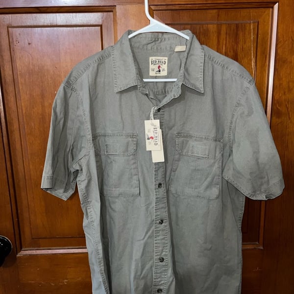 RedHead Brand Co. Timberwolf Men's Short Sleeve Button-Down Cedar Solid Shirt