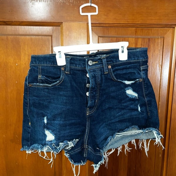 Old Navy Sky-Hi A-Line Secret Smooth Pockets Distressed Denim Shorts
