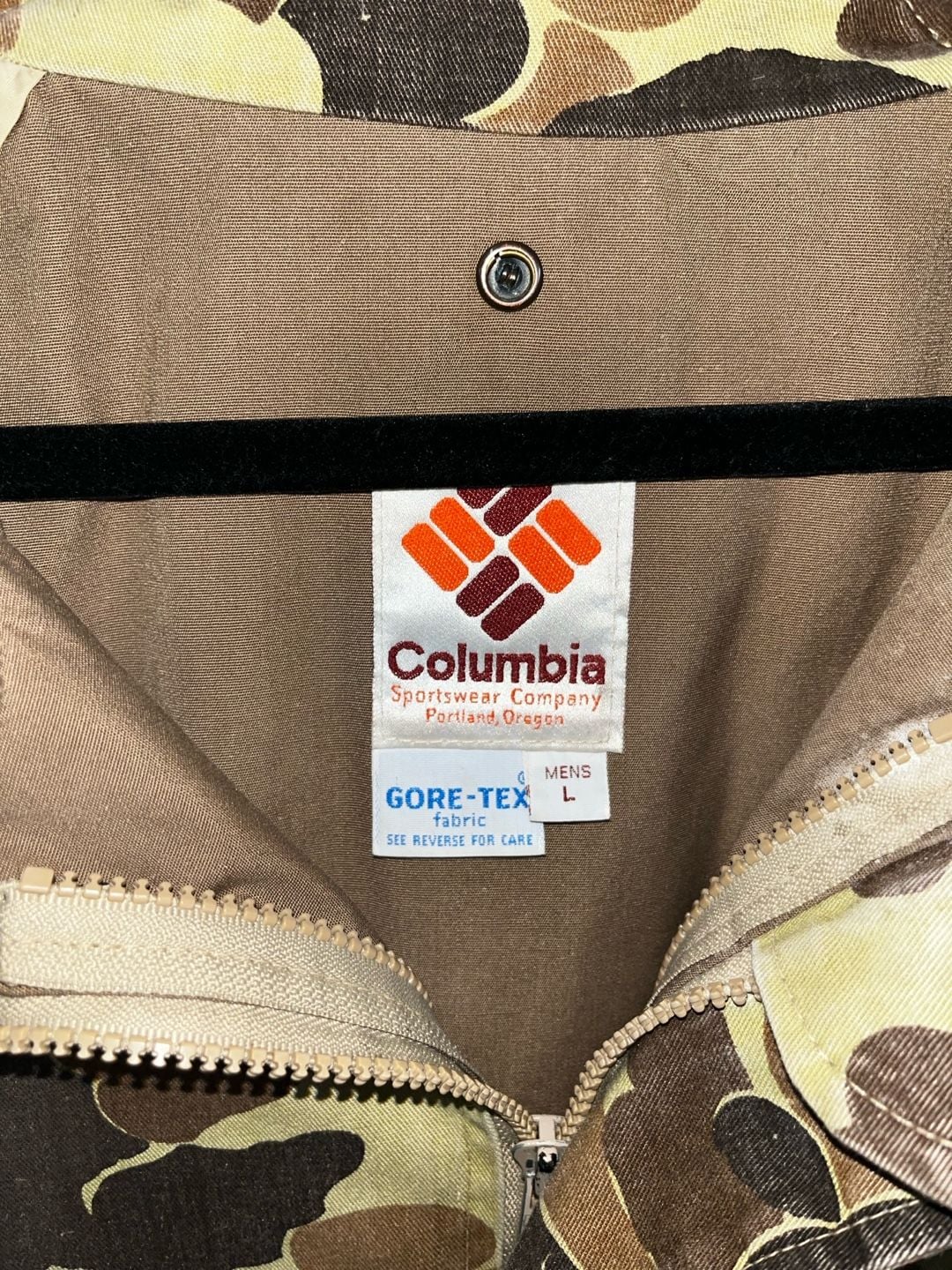 Vintage Columbia Sportswear Gore-Tex Duck Camo Hunting Jacket 3