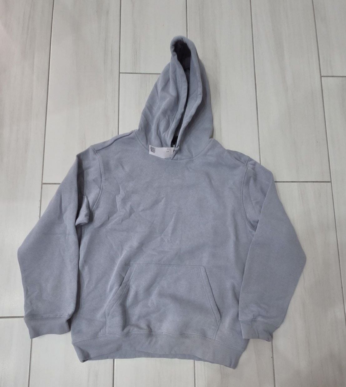 H&M Basic Pullover Hoodie in Gray 5