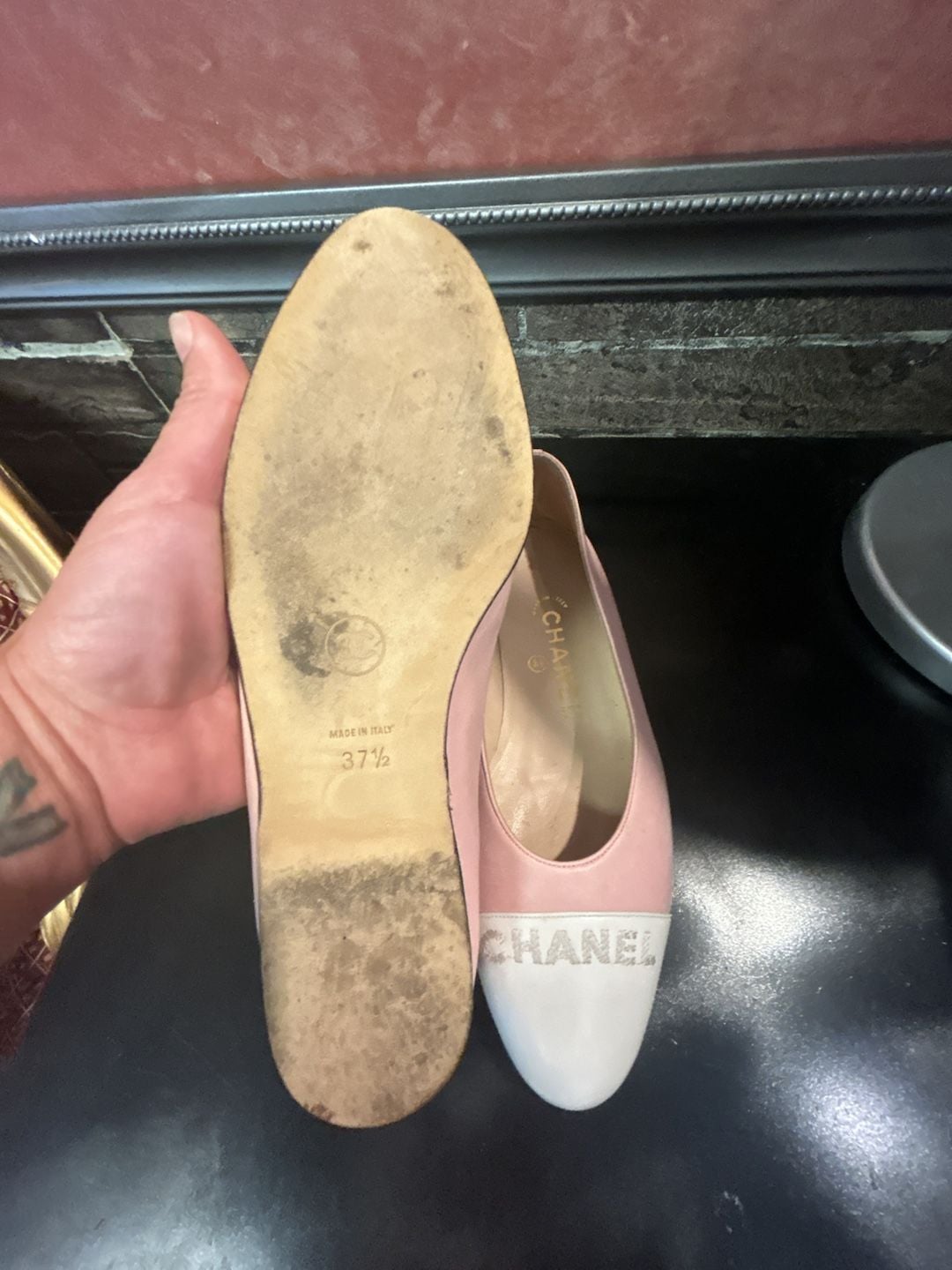Chanel Vintage Pink and White Leather Logo Cap-Toe Ballet Flats 3