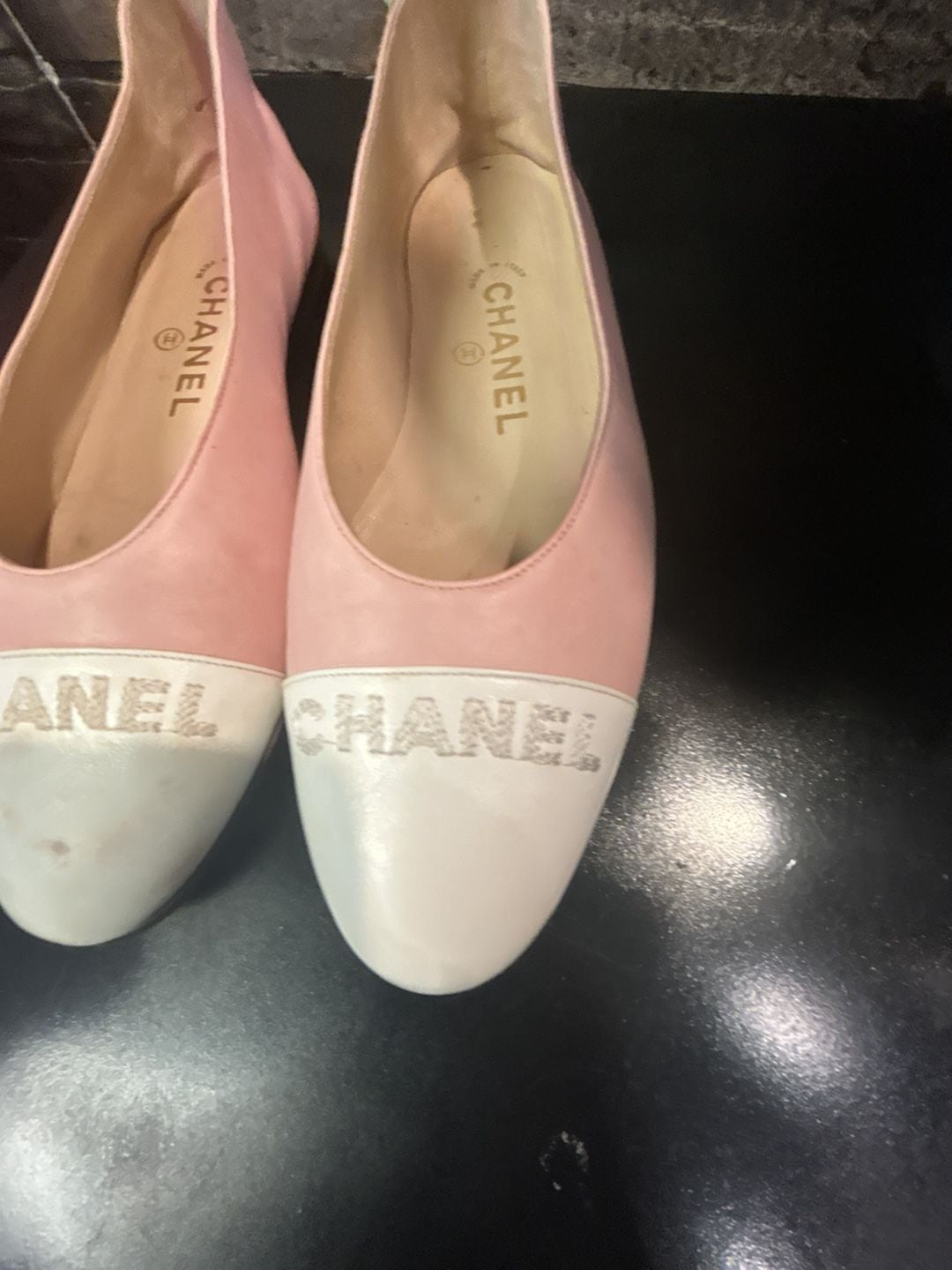 Chanel Vintage Pink and White Leather Logo Cap-Toe Ballet Flats 4
