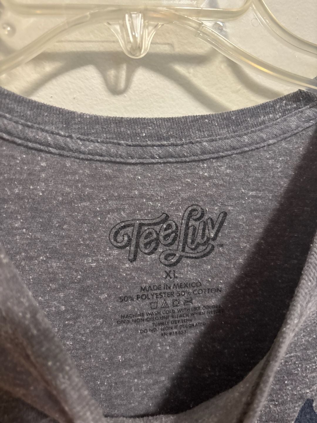 Vintage-Inspired Coors Golden Banquet Beer Logo Graphic T-Shirt 3