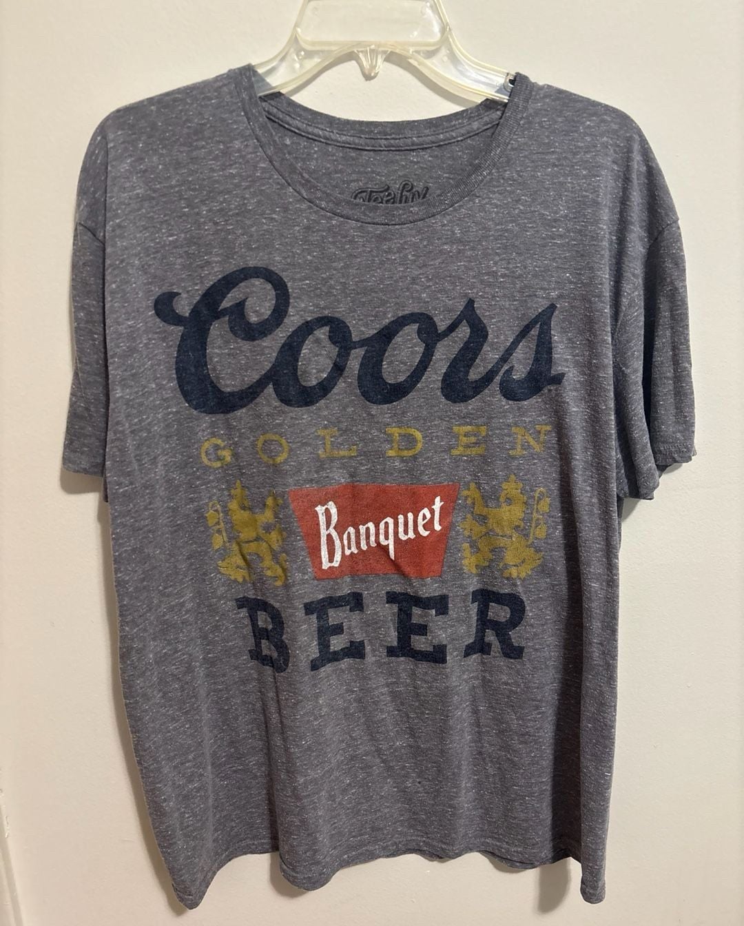 Vintage-Inspired Coors Golden Banquet Beer Logo Graphic T-Shirt 2