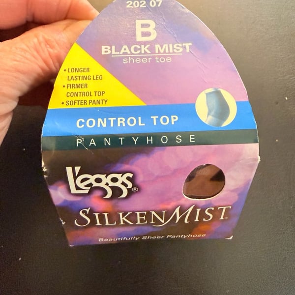 L'eggs Silken Mist Control Top Pantyhose, Size B, Black Mist