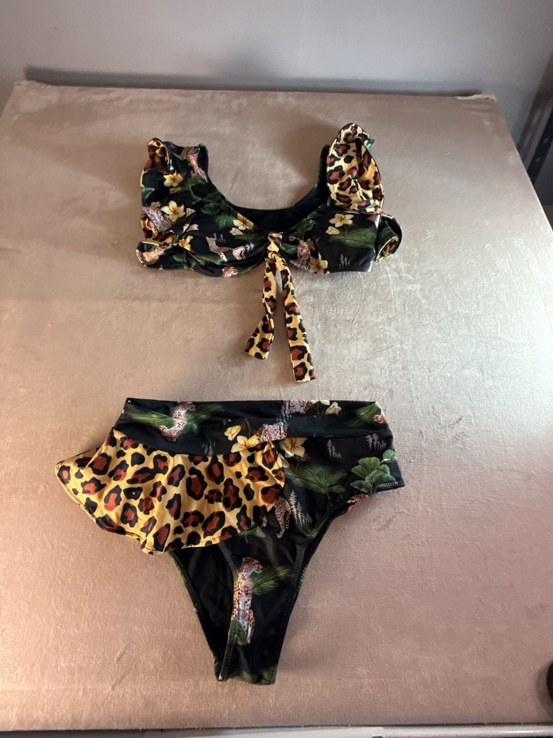 Leopard and Tropical Floral Print Ruffled High-Waisted Bikini Set (BoxA1-2018) 1