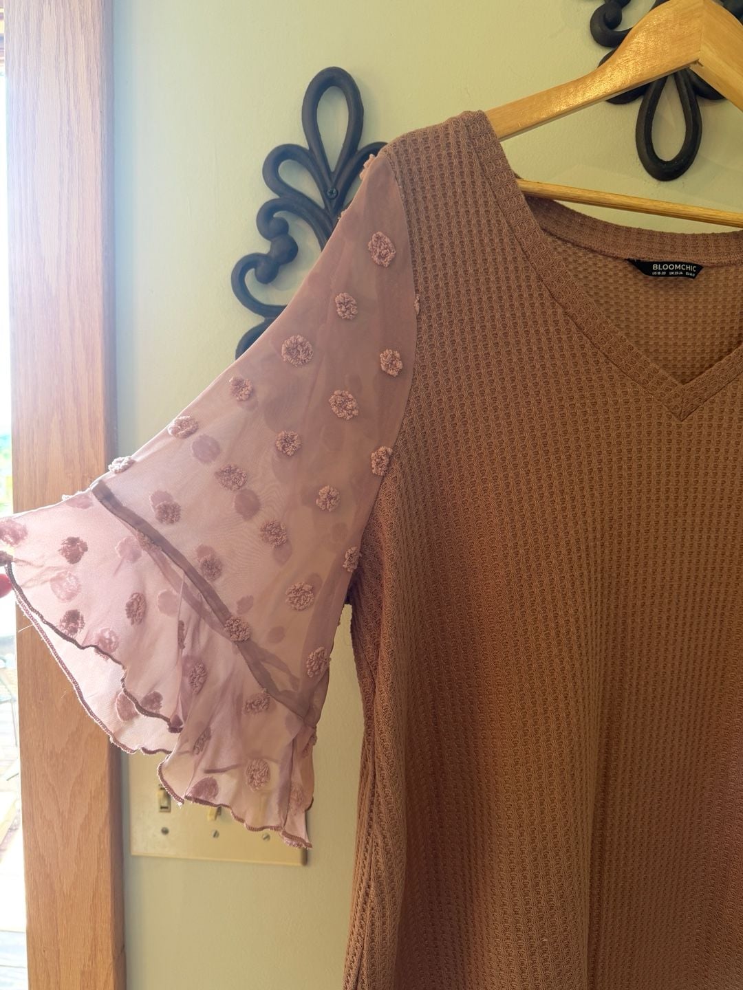 BloomChic Plus Size Dusty Pink Waffle Knit V-Neck Top with Swiss Dot Ruffle Sleeves 3