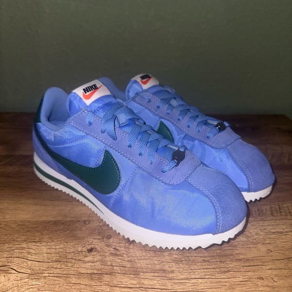 Nike Wmns Cortez 'Royal Pulse Fir' Sneakers (DZ2795-402)