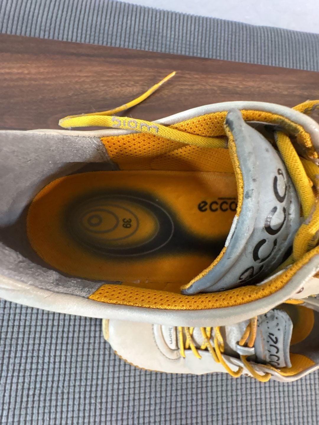 Product thumbnail 6