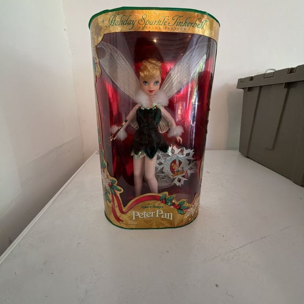 1999 Mattel Walt Disney's Peter Pan Special Edition Holiday Sparkle Tinkerbell Doll