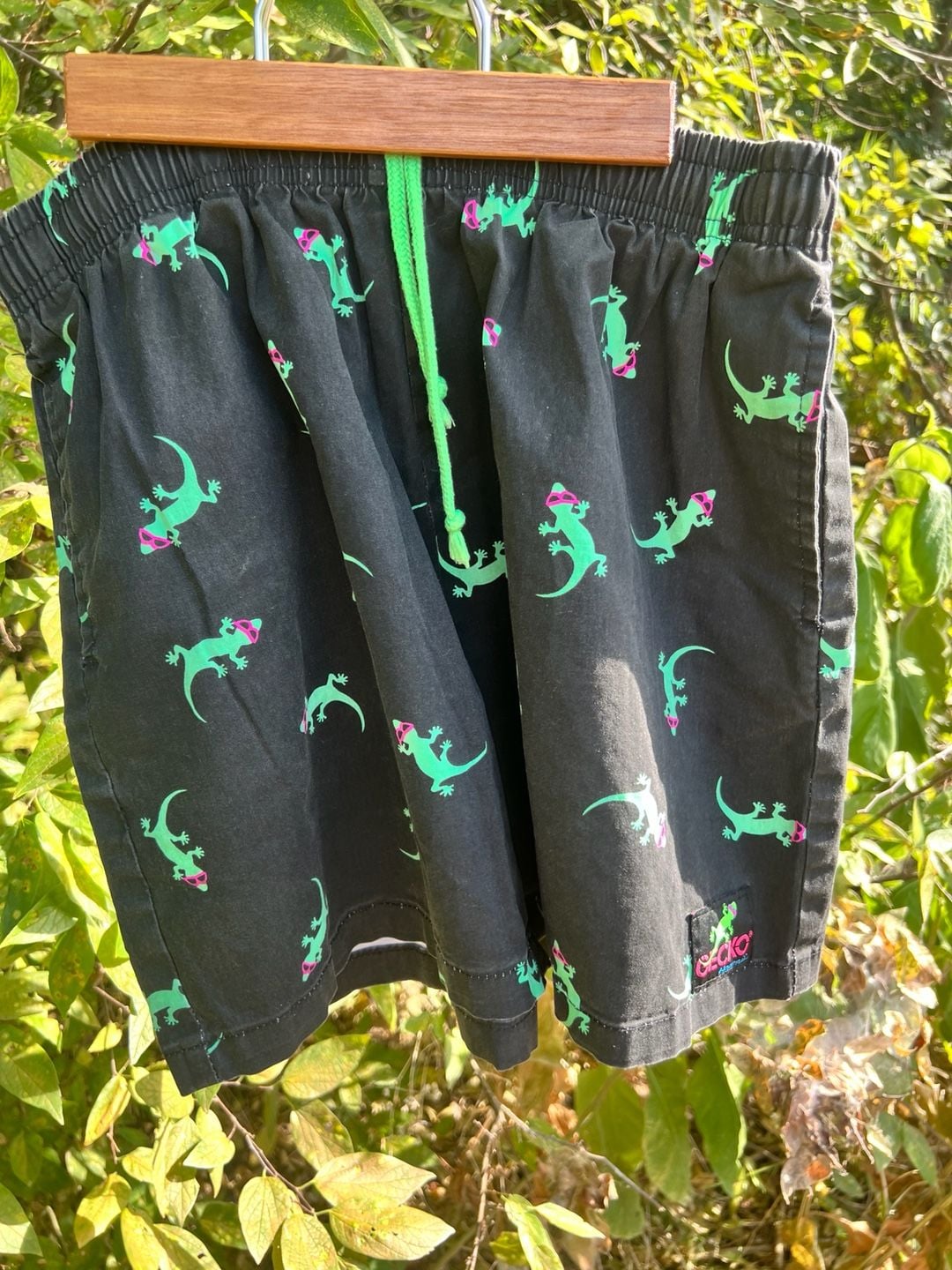 Gecko Hawaii Original OG Cotton Surf Shorts Black with Gecko Print 4