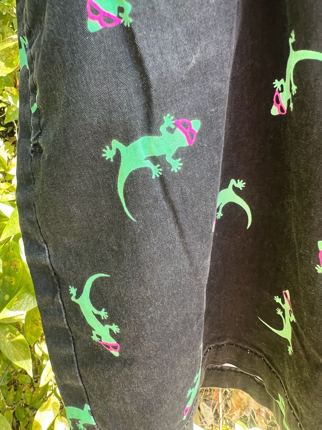 Gecko Hawaii Original OG Cotton Surf Shorts Black with Gecko Print 7