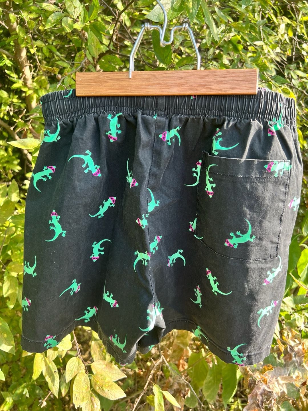 Gecko Hawaii Original OG Cotton Surf Shorts Black with Gecko Print 11