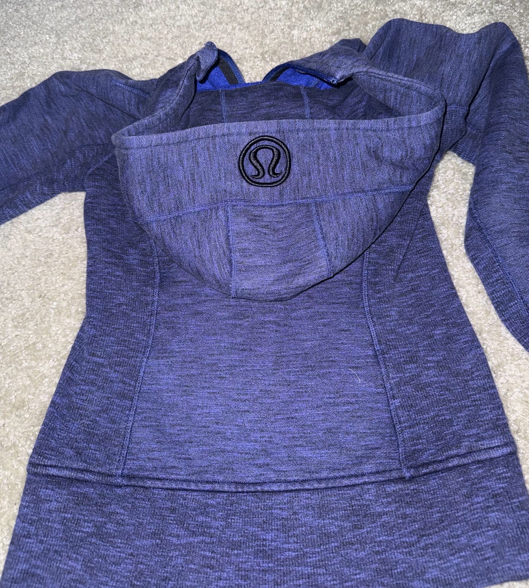 Lululemon Scuba Hoodie III Full-Zip - Size 2 5