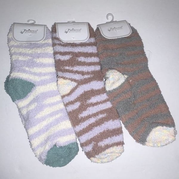 Princess Essentials Women's Super Soft Fuzzy Slipper Socks 3-Pair Pack