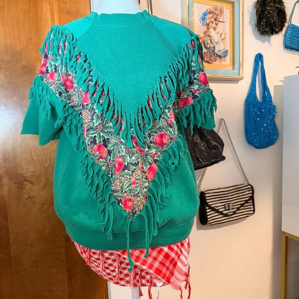 Vintage 90s Tultex Fringe Apple Orchard Sweatshirt Made in USA