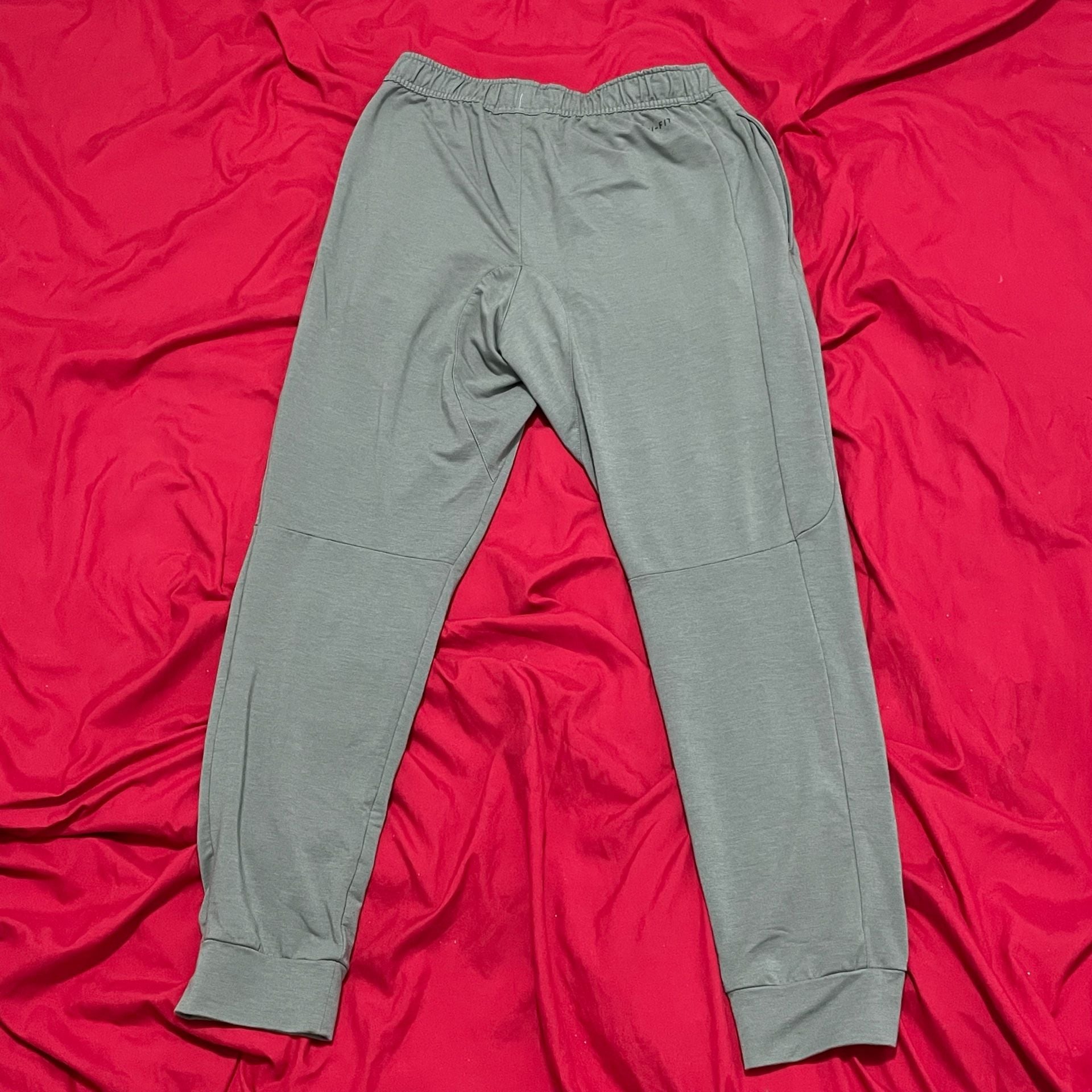 Nike Dri-FIT Sweatsuit Set Mens, M Gray Pullover Hoodie & Jogger Pants Tracksuit Matching Set 19