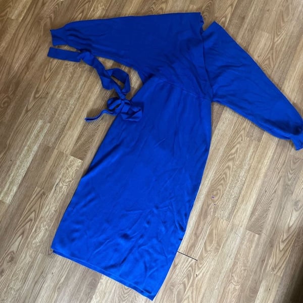 Women's Cobalt Blue Long Sleeve Knit Wrap Midi Dress with Tie Waist