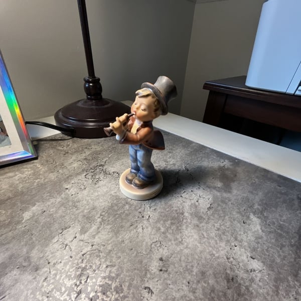 Vintage M.I. Hummel Goebel 'Serenade' #85/0 Porcelain Figurine