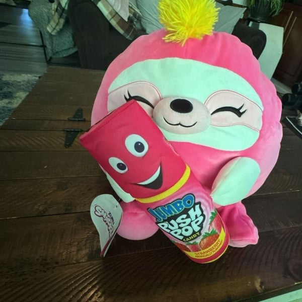 Zuru Snackles Susie Pink Sloth Push Pop Candy Sweet Soft Plush Toy Large 14” Tag