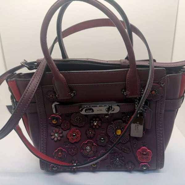 Vintage Coach swagger 17 Tea Rose Raised Floral Applique Satchel in Oxblood