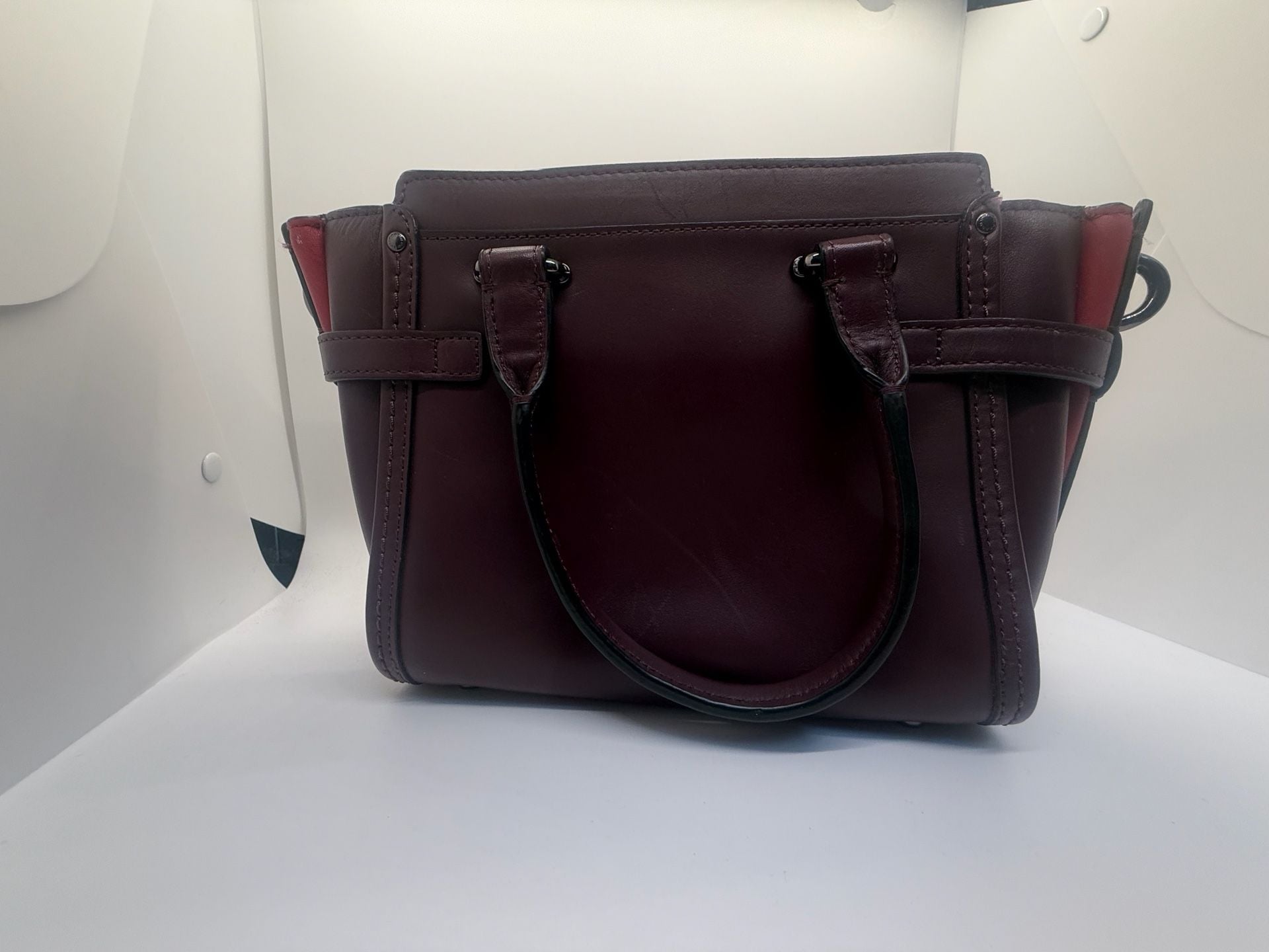 Vintage Coach swagger 17 Tea Rose Raised Floral Applique Satchel in Oxblood 9