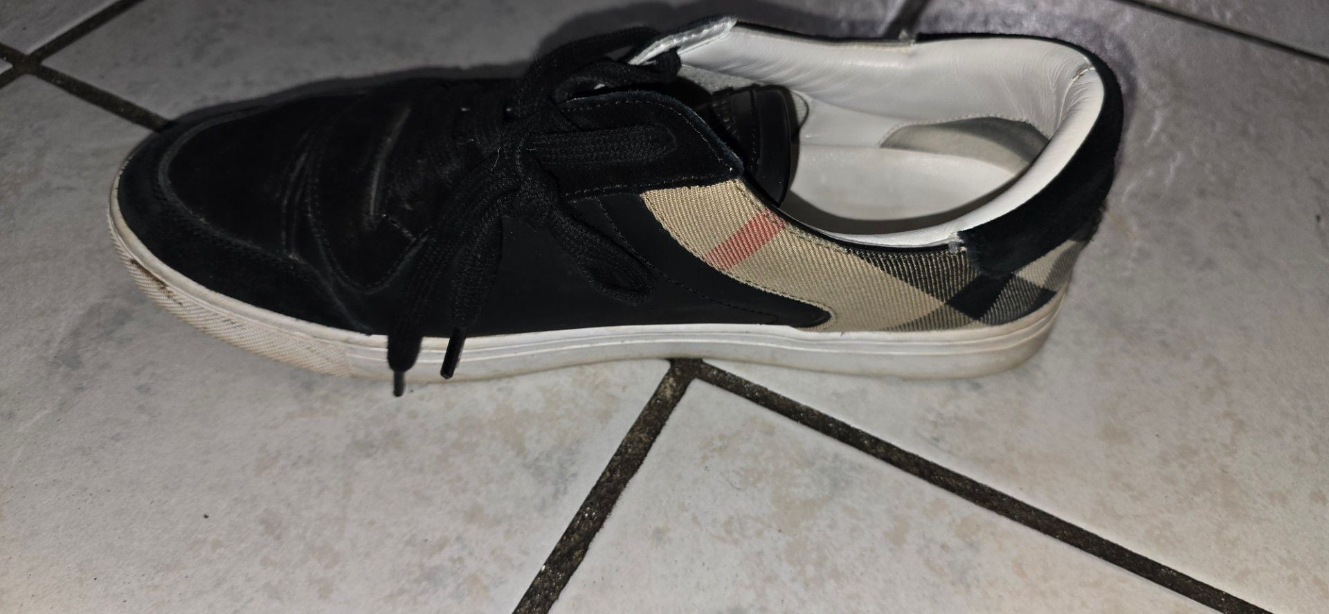 Burberry House Check and Suede Low-Top Sneakers in Black 4