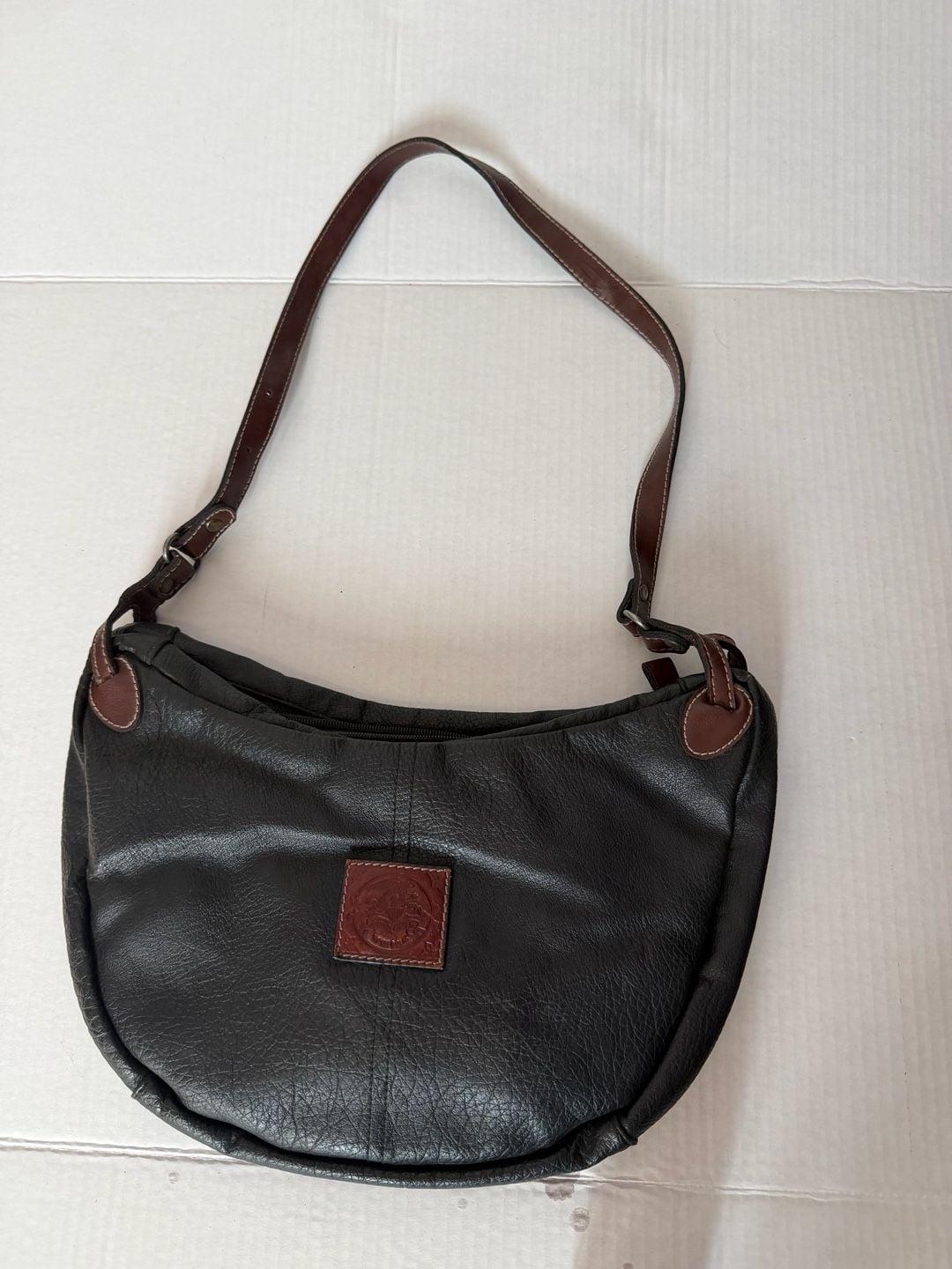 Vintage Black Pebbled Leather Crossbody Shoulder Bag with Eagle Logo Patch 2