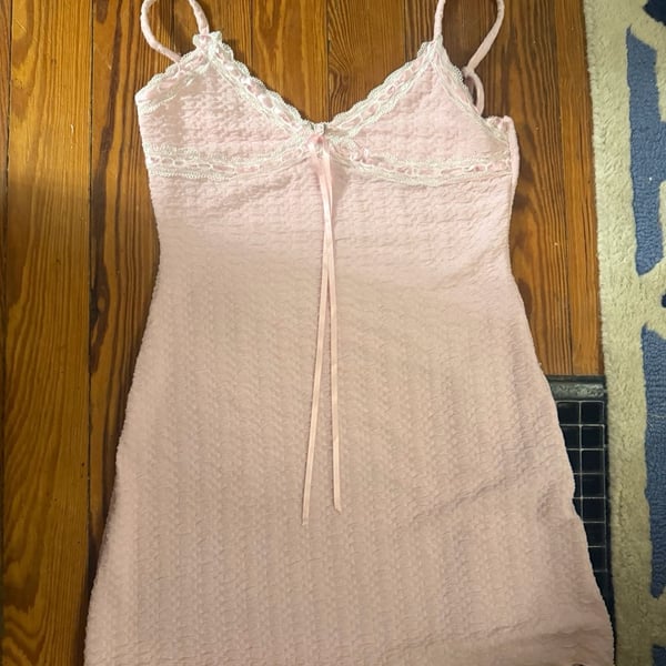 SHEIN V-Neck Lace Trim Bodycon Cami Mini Dress
