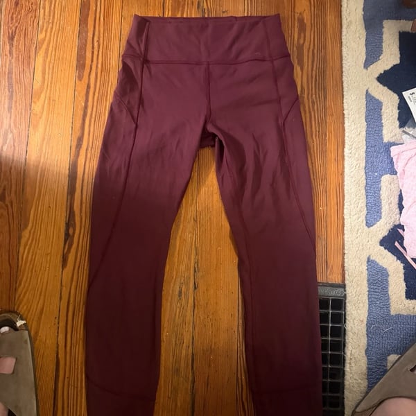 Lululemon Fast and Free High-Rise Leggings, Size 6